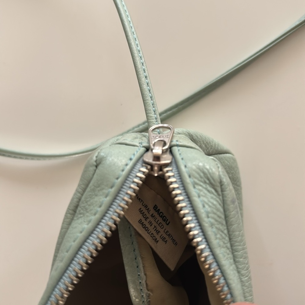baggu mini leather crossbody bag - Picture 6 of 9